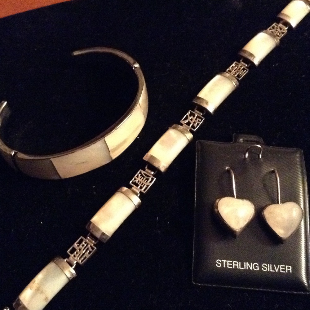 MOTHER OF PEARL JEWELRY LOT! - Picture 1 of 5
