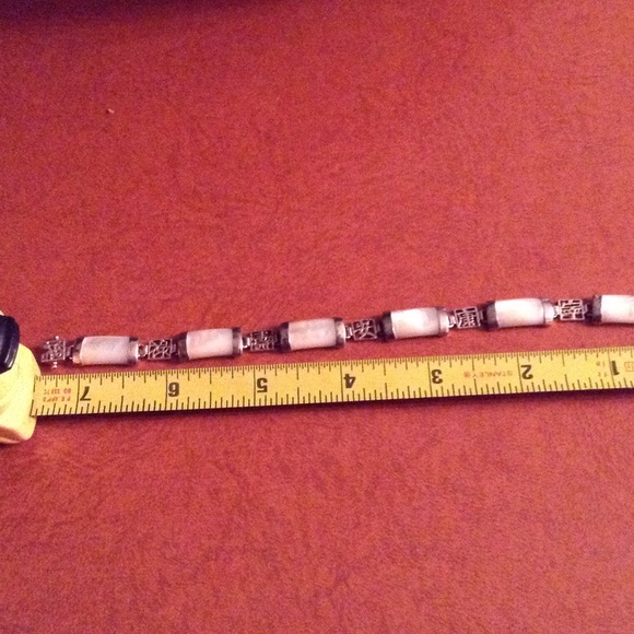 MOTHER OF PEARL JEWELRY LOT! - Picture 5 of 5