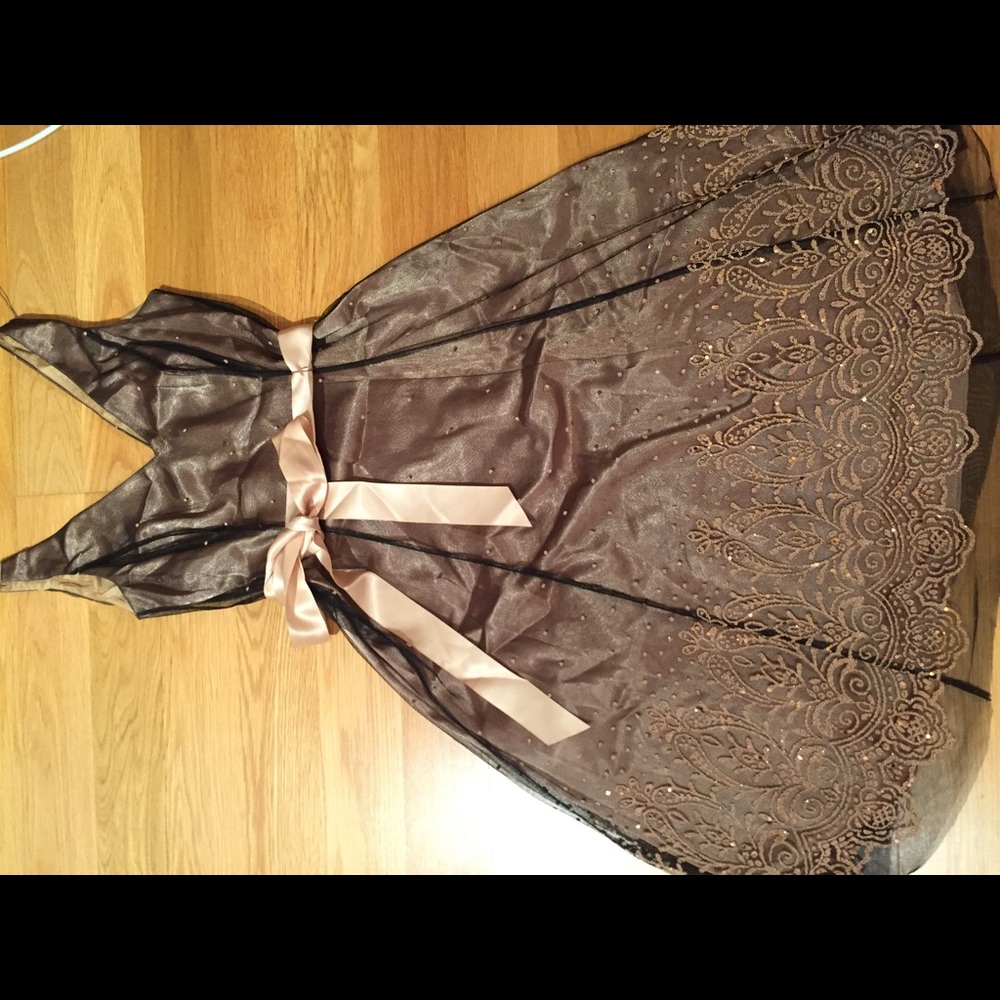Adrianna Papell formal wear
