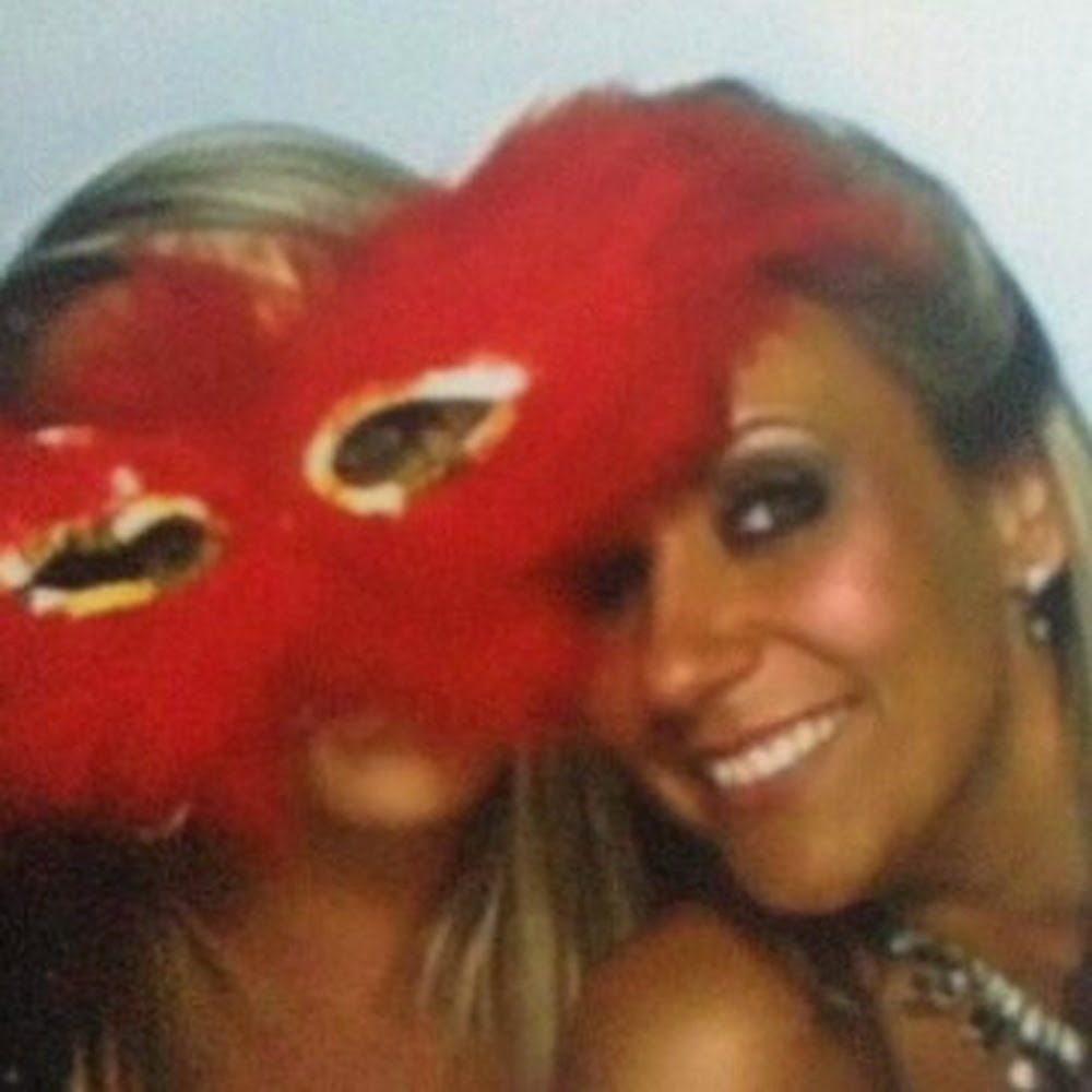 Meet your Posher, Cynthia