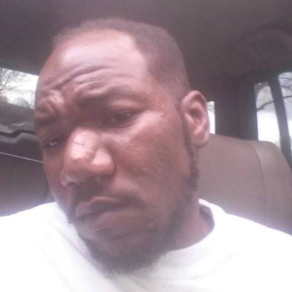 Meet your Posher, Chris - Picture 1 of 1