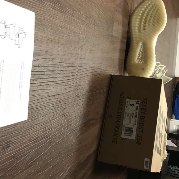 Yeezy Boost 350 Cream White - Picture 1 of 4