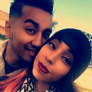 Meet your Posher, Allen n emiley