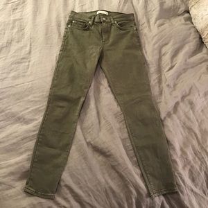 Gap True Skinny Jeans