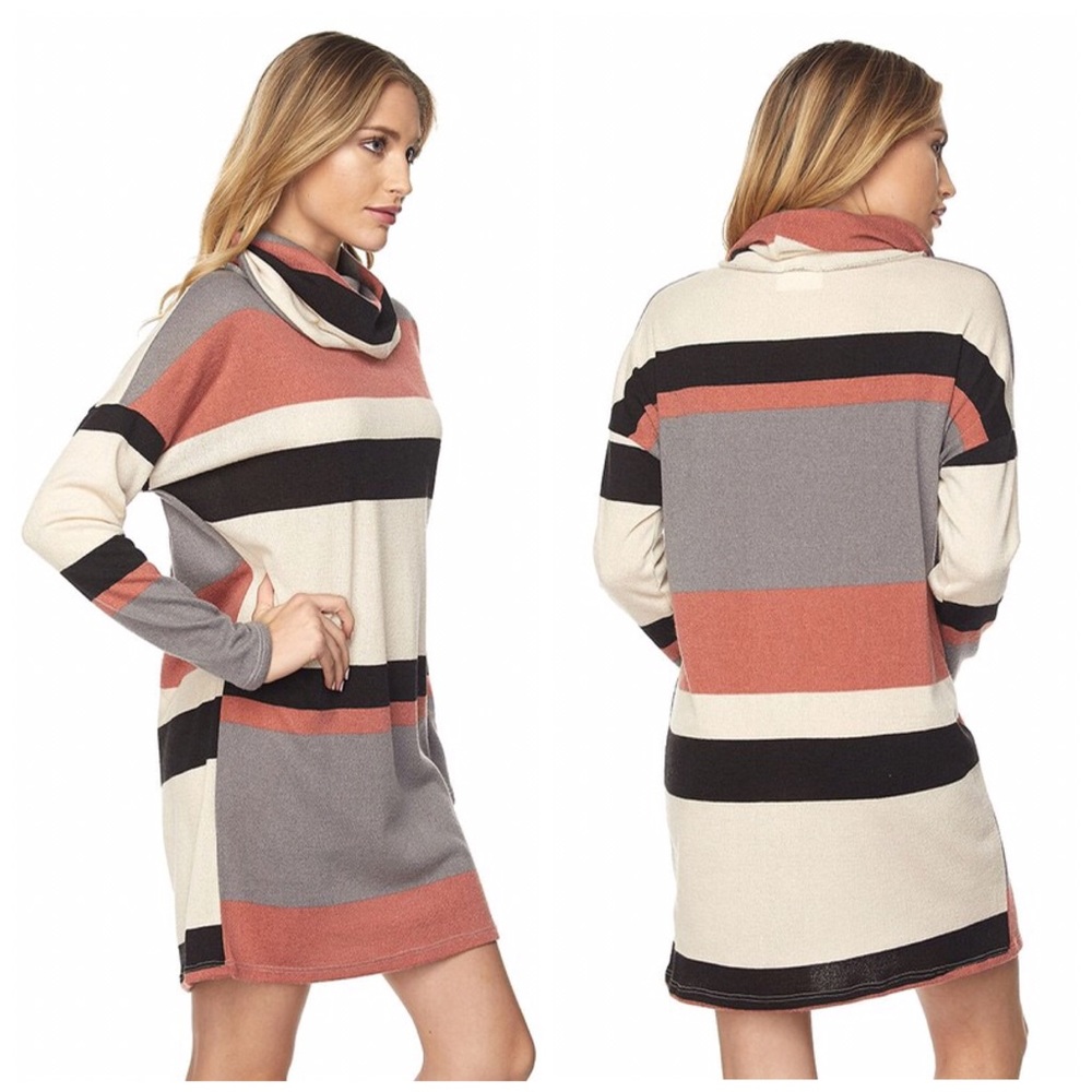 Gray Long Sleeve Dress - Picture 2 of 3