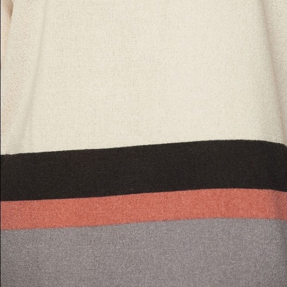 Gray Long Sleeve Dress - Picture 3 of 3