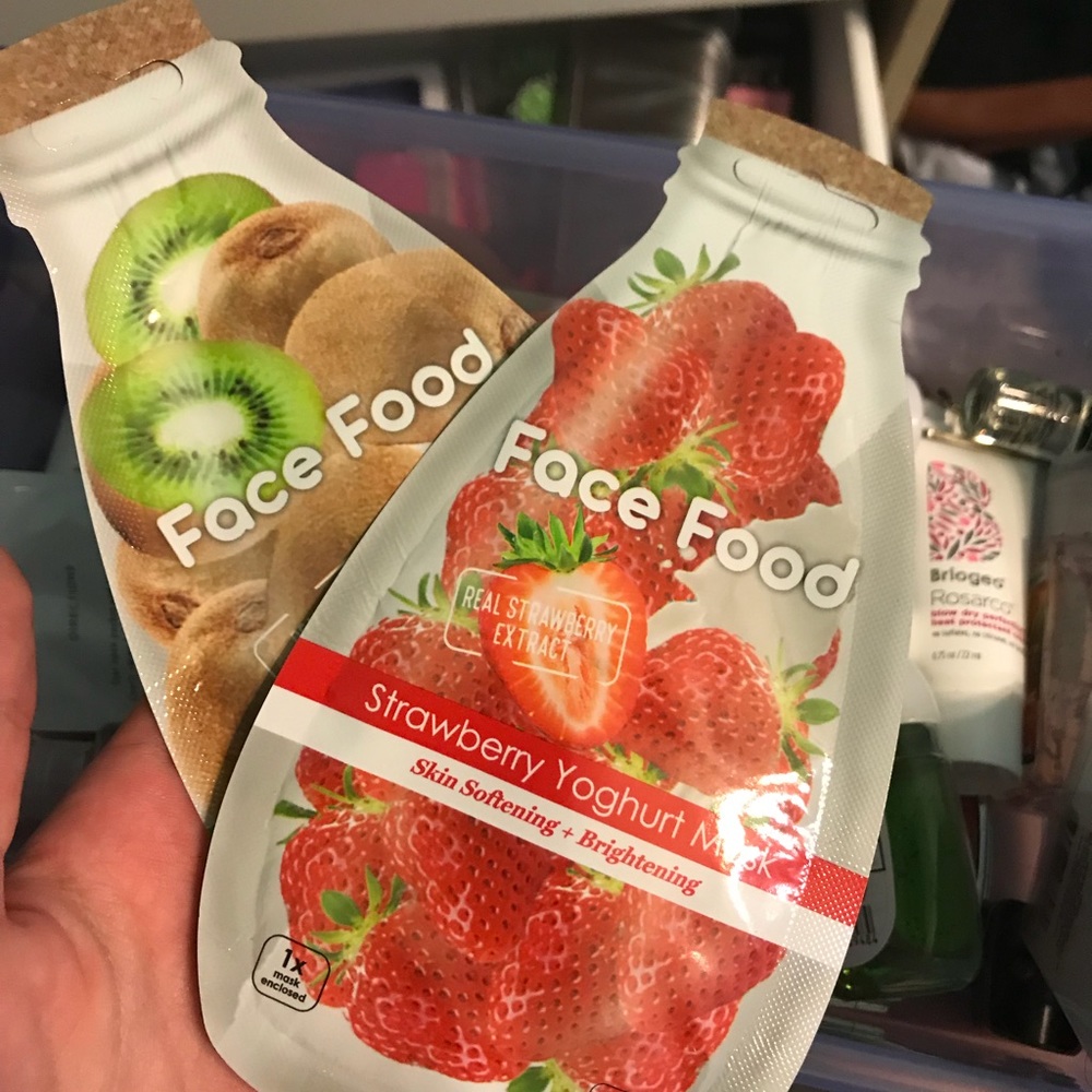 Yogurt face masks