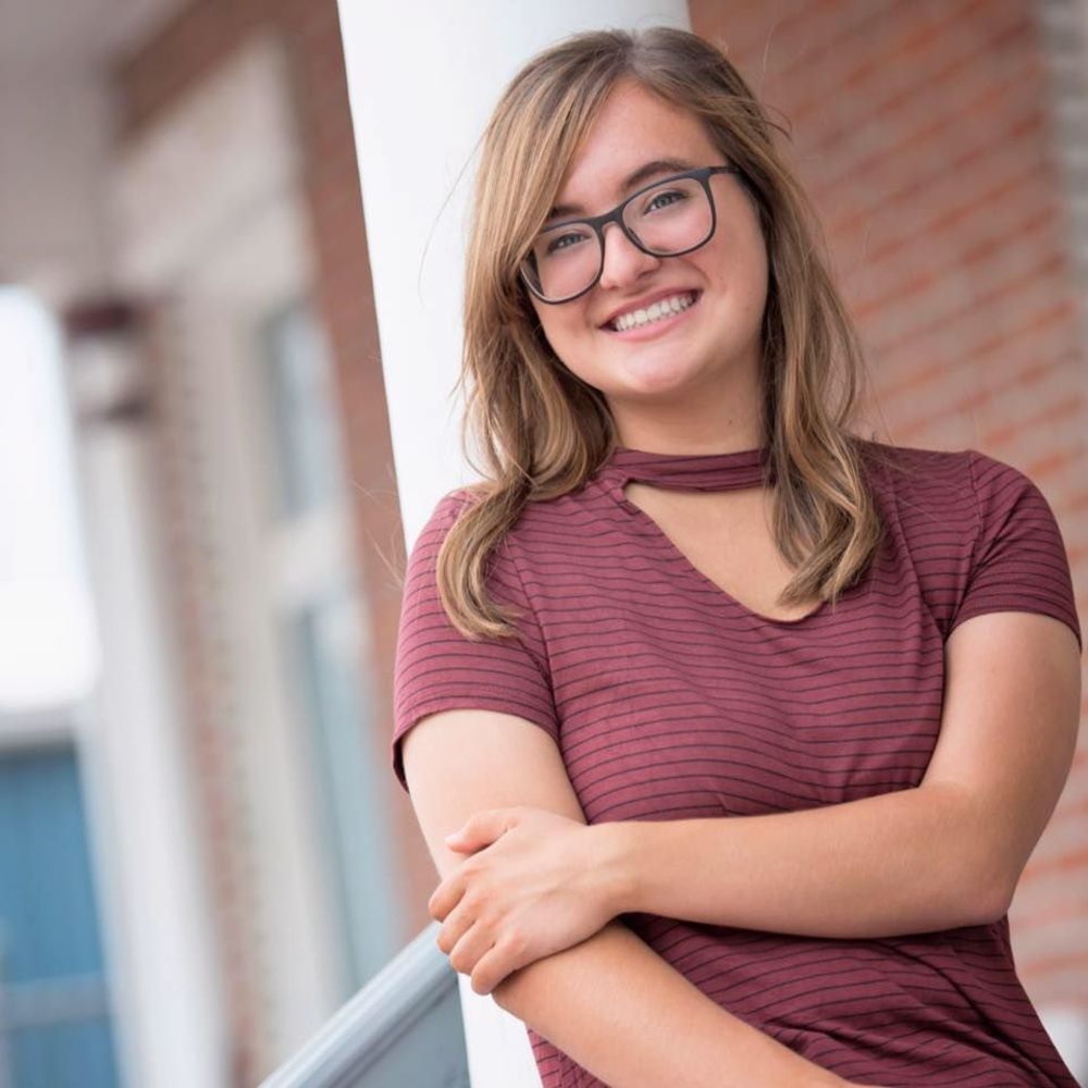 Meet your Posher, Taylor