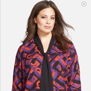 Vince Camuto long sleeve blouse