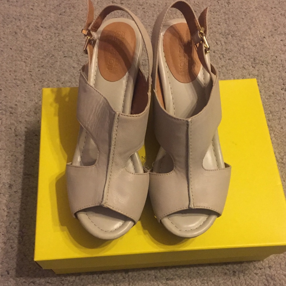 Kenneth Cole Reaction Sandals