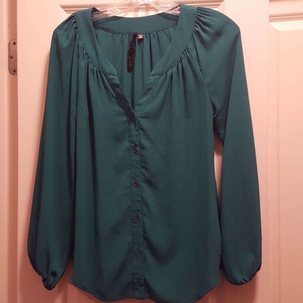 Green shirt