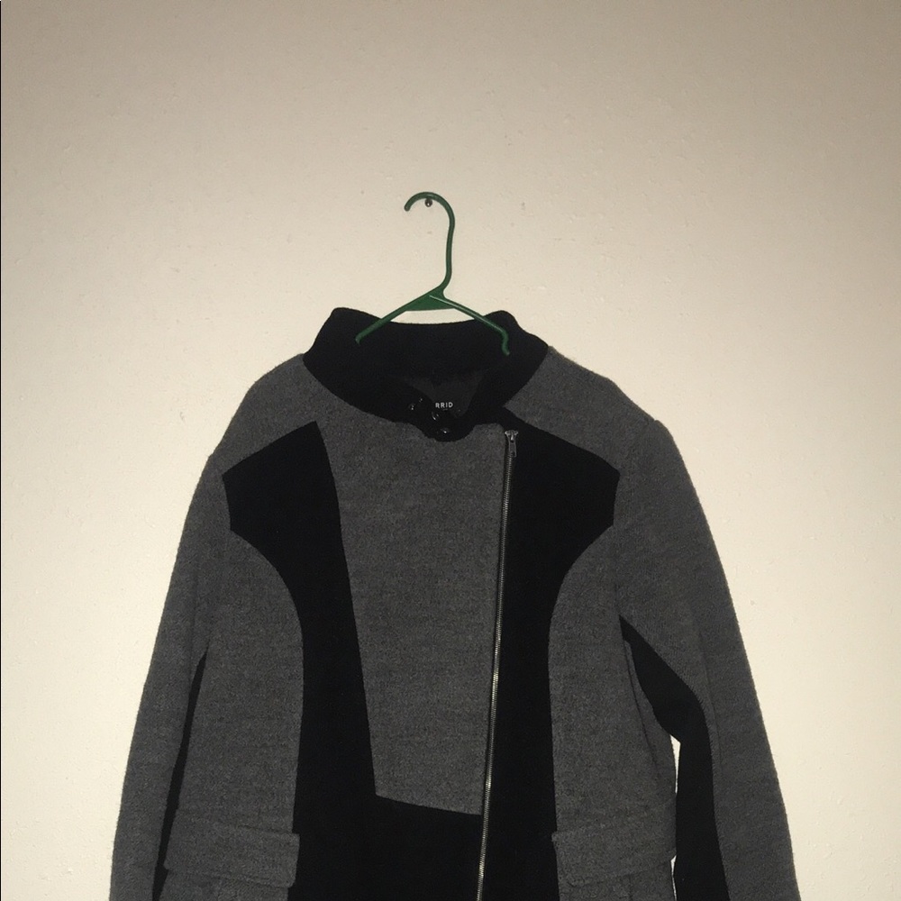 Torrid Coat - Picture 1 of 1