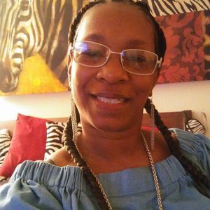 Meet your Posher, Veronica