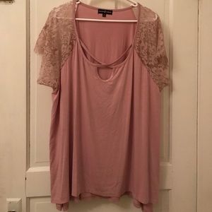 Women's plus size dressy T