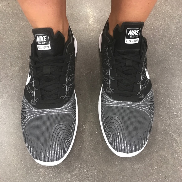 🖤Classic black & white 🖤New in a box🕋Price firm - Picture 4 of 8