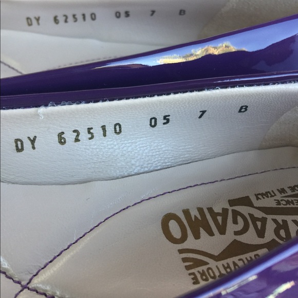 Auth Ferragamo purple leather flat new 7B - Picture 4 of 5