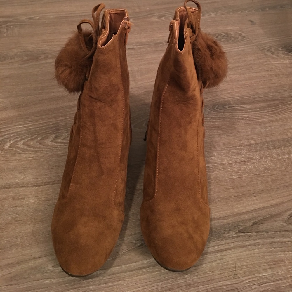 Faux Suede Lace Up PomPom Block Heel Boot - Picture 4 of 6