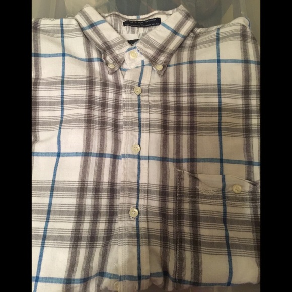 Men's plaid shirt, light colors. - Picture 2 of 3