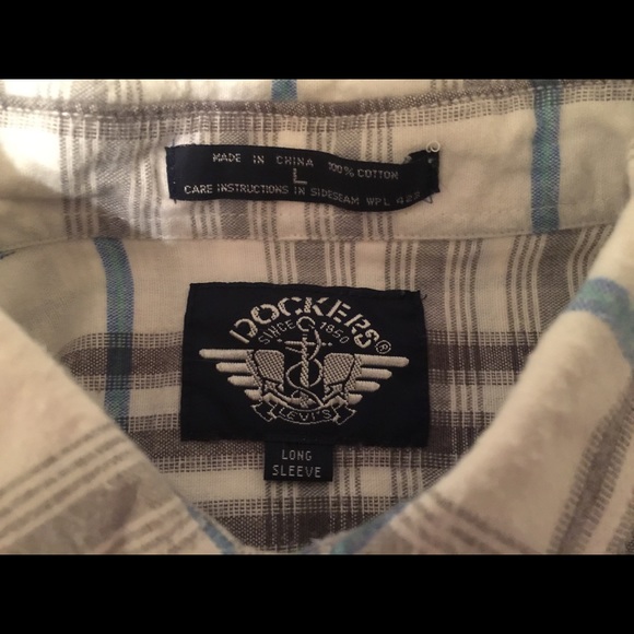Men's plaid shirt, light colors. - Picture 3 of 3