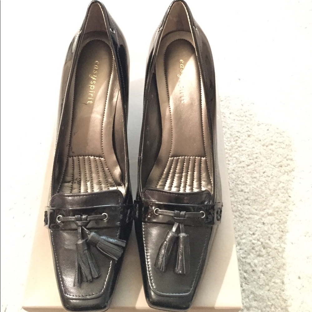 Brand New Easy Spirit Black Shoes size 8.5