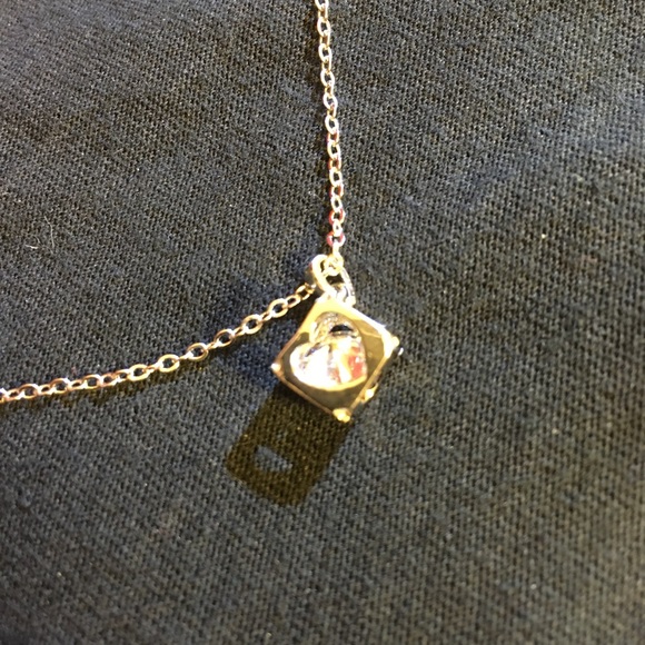 Captured diamond heart necklace - Picture 5 of 7