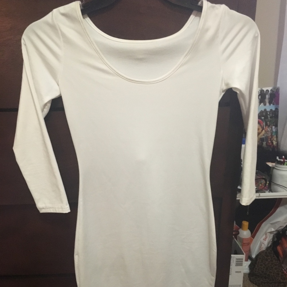 white bodycon dress