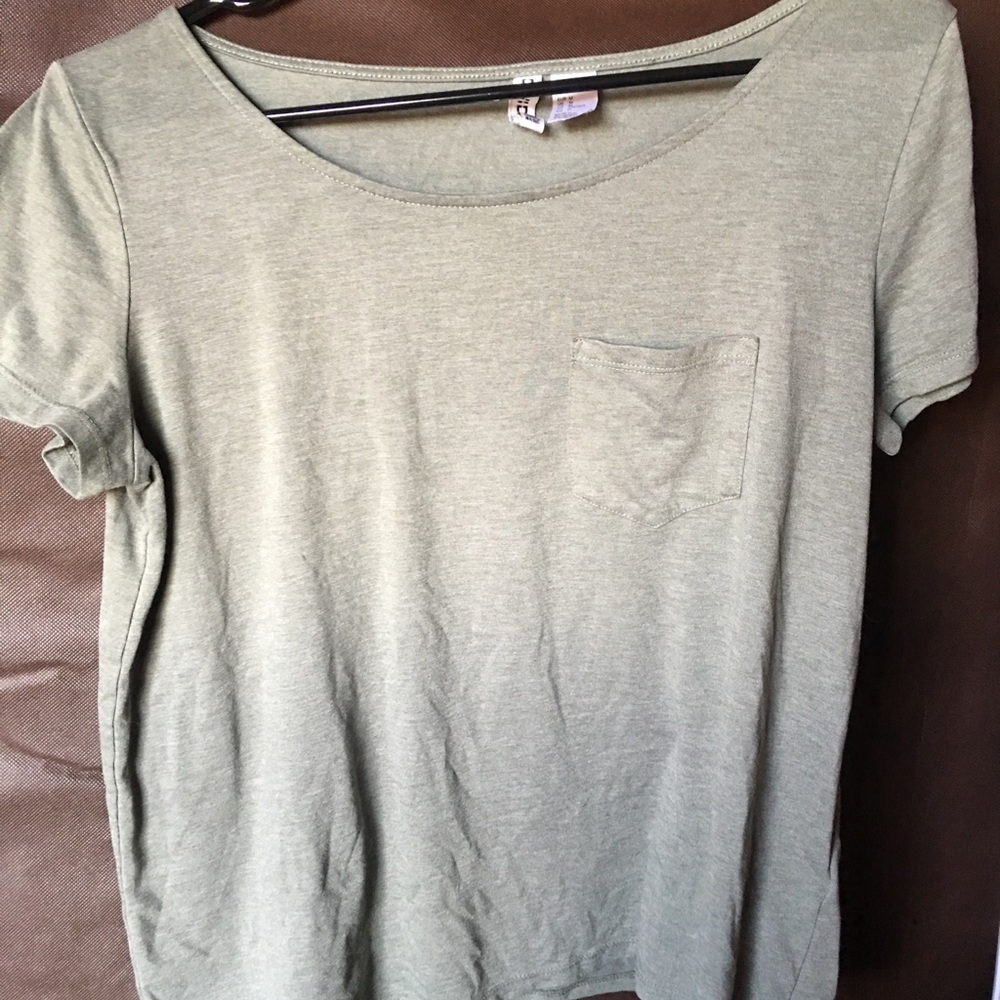Green t shirt H&M