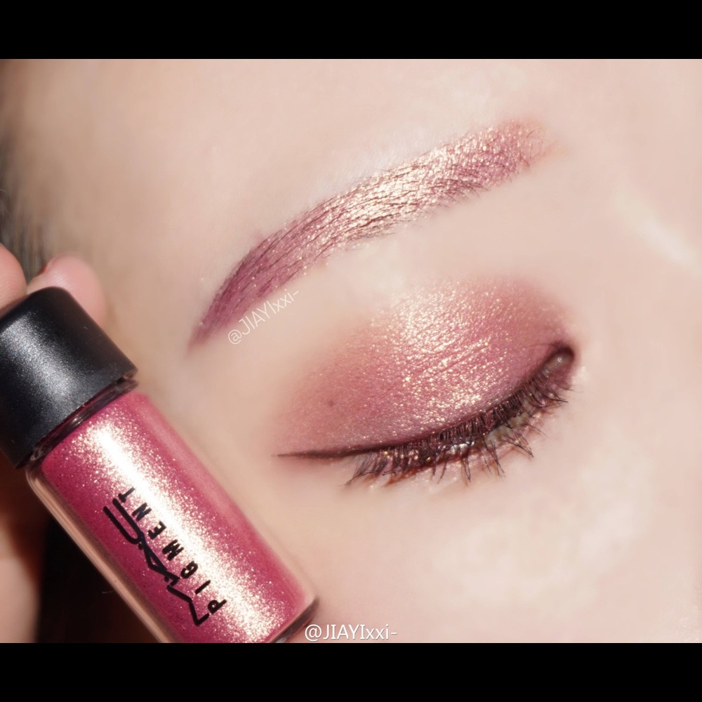 MAC pigment- rose