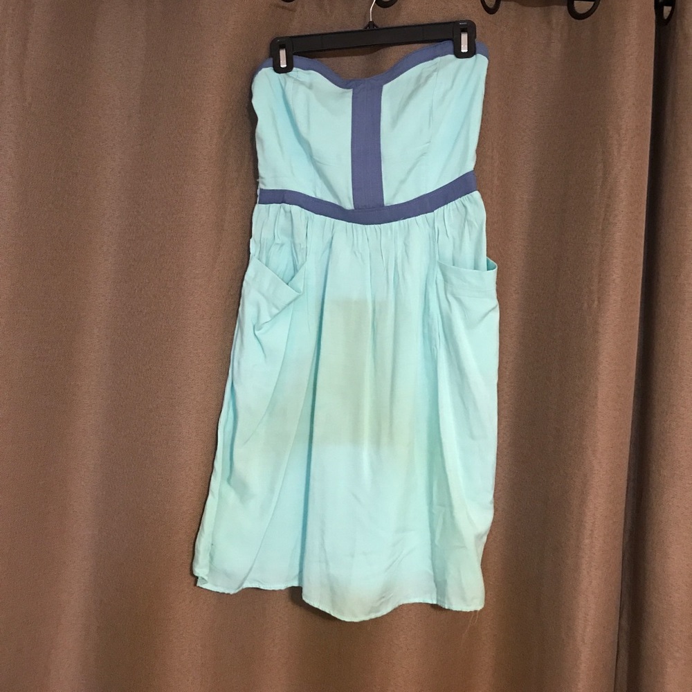 Blue strapless dress