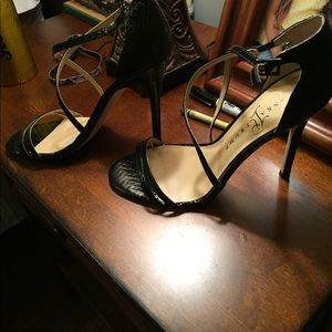 Duchess 2 - Ivanka Trump heels - Size 7.5