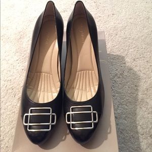 Brand New Easy Spirit Black Leather Shoes size 8.5