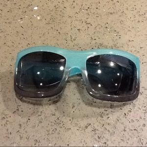 AUTHENTIC CHANEL SUNGLASSES