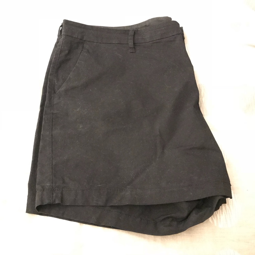 Old Navy Black Shorts - Size 18