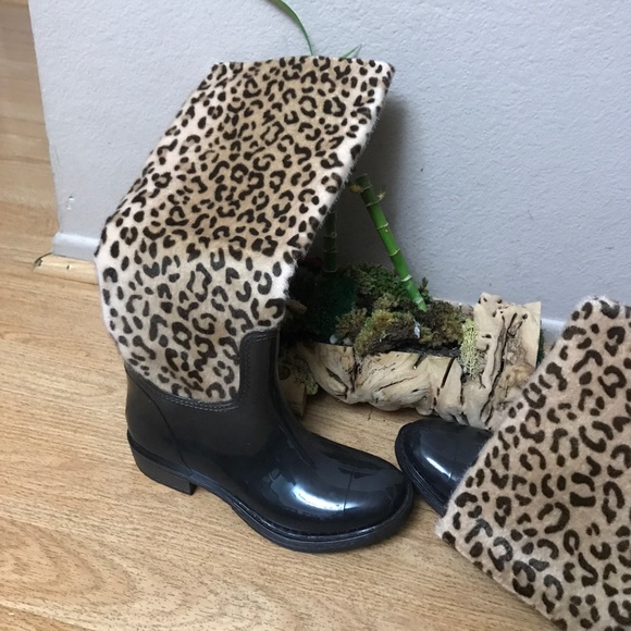 Leopard Print Rain Boots - Picture 2 of 4