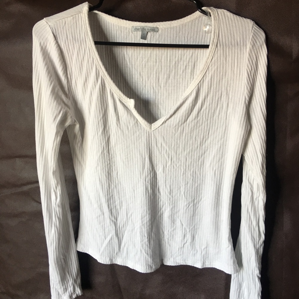 White ribbed v neck long sleeve
