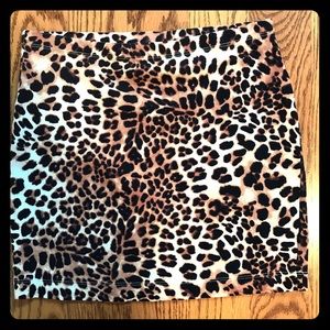 Leopard print mini skirt