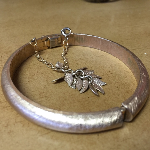 Vintage Jewelry Set, 1970s, Pink Quartz/ brass - Picture 7 of 8