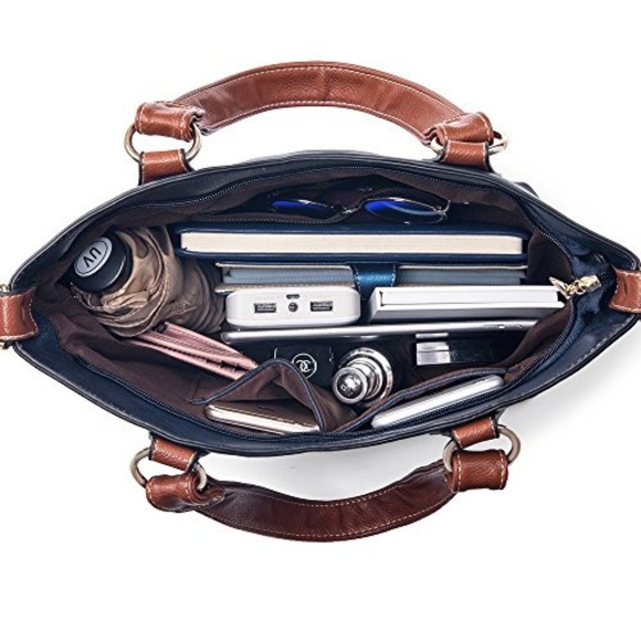 NWT! TWO PIECE BEAUTIFUL TOTE! ❤️ - Picture 5 of 7