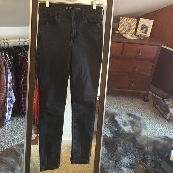 2 pairs of Old Navy high rise Rockstar jeans. - Picture 6 of 8