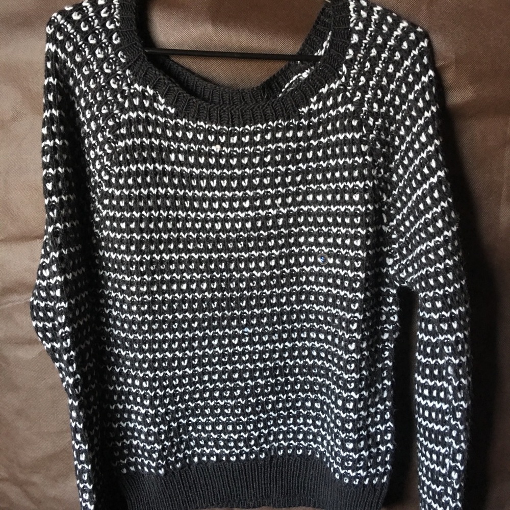 American eagle sweater