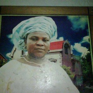 Meet your Posher, Akingoroye