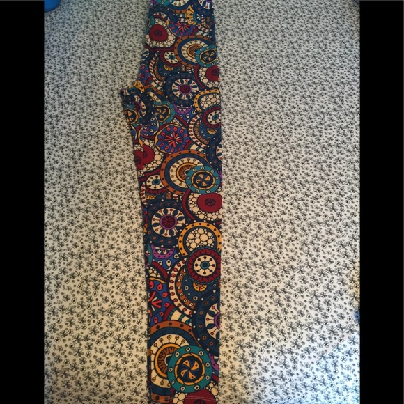 Pants - LuLaRoe TC Leggings
