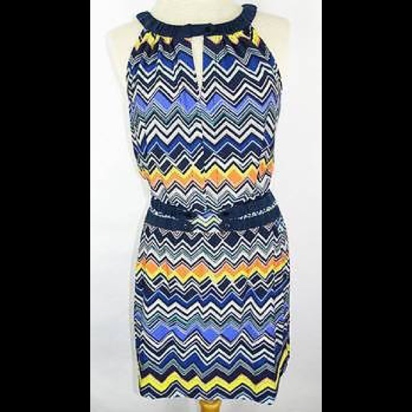 BCBGMaxAzria Dresses & Skirts - NWOT BCBGMAXAZRIA Sleeveless Zig Zag Chevron Dress