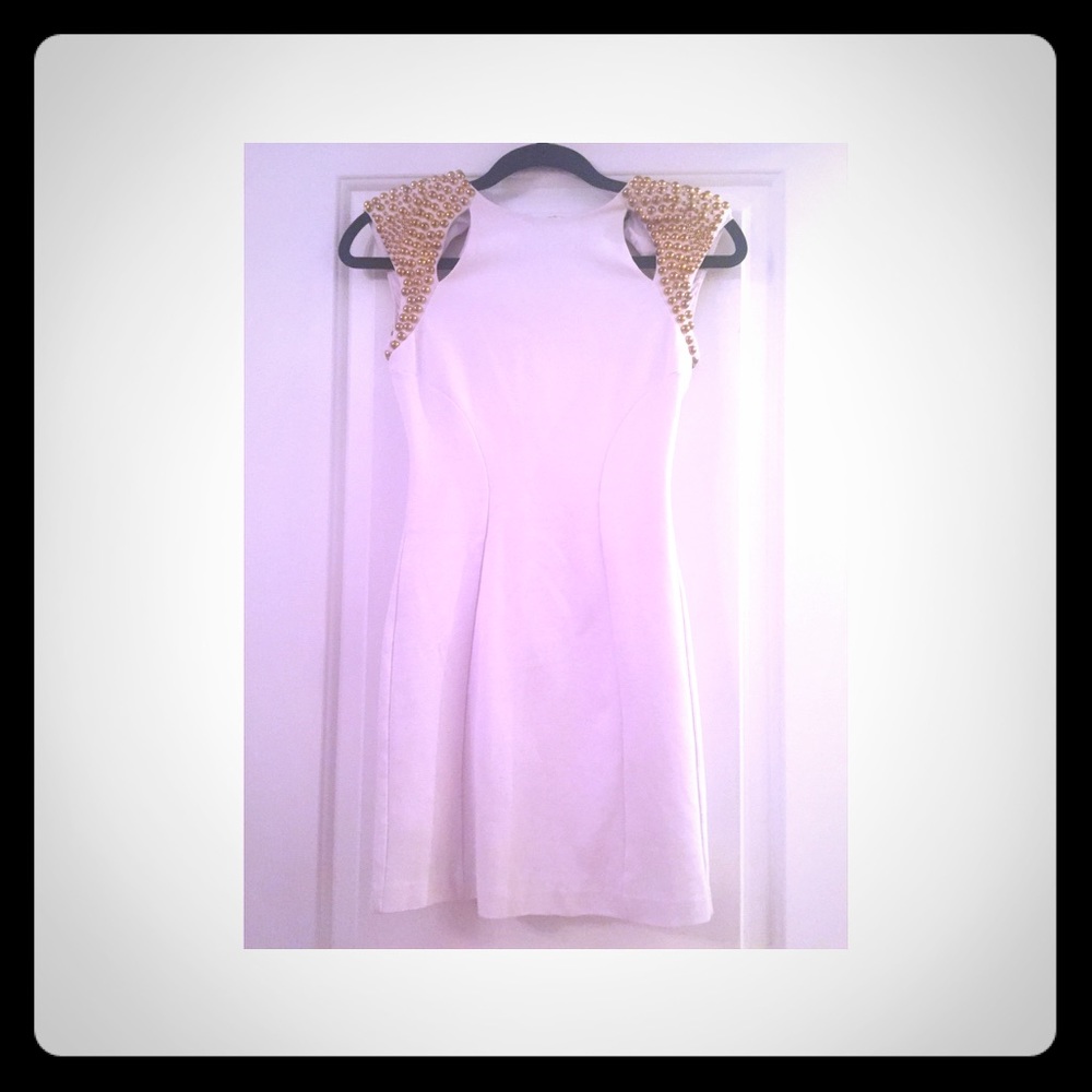 Bebe dress