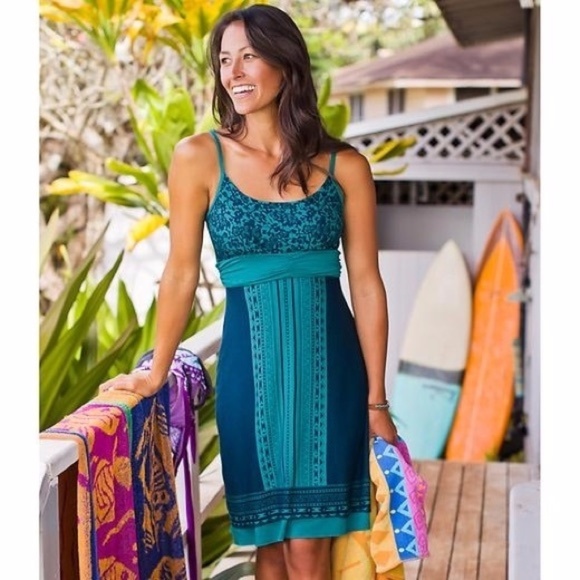 Athleta Dresses & Skirts - Athleta Kindred Cami Orange & Maroon Dress