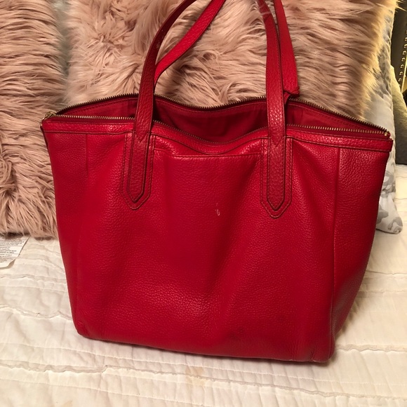 FOSSIL TOTE SOLD - Picture 2 of 2