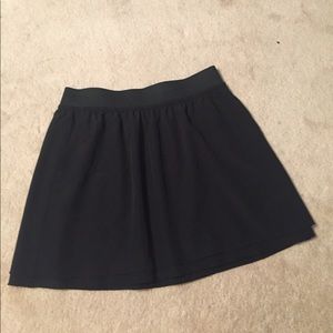 Black Ann Taylor LOFT light flowy polyester skirt Black Ann Taylor LOFT light flowy polyester skirt