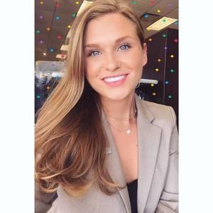 Meet your Posher, Caroline