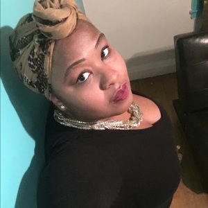 Meet your Posher, Valerie
