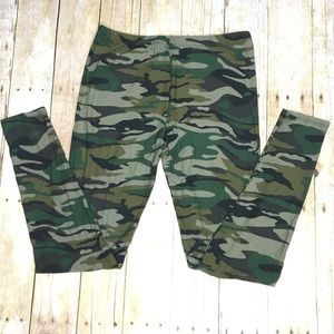CAMOUFLAGE (PLUS SIZE) LEGGINGS